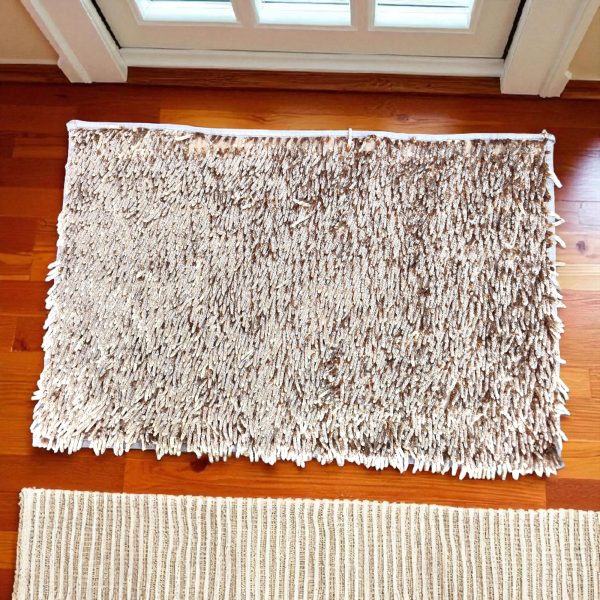 FANCY GLOSSY ANTISKID MICROFIBRE BATH FOOTMAT - Image 2