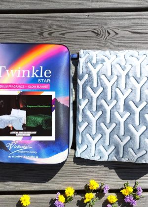 Twinkle Victoria Glowing Fragranced Ultra Soft Blanket – King Size